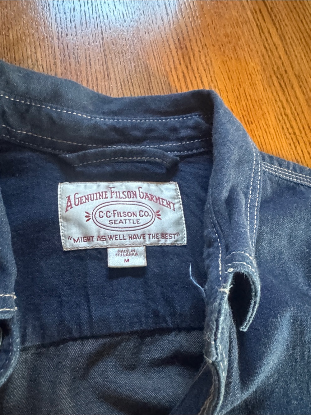 Filson Men's Indigo Denim Work shirt - Medium - Picture 5 of 7